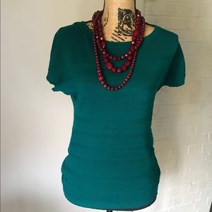 Small green short-sleeved sweater!